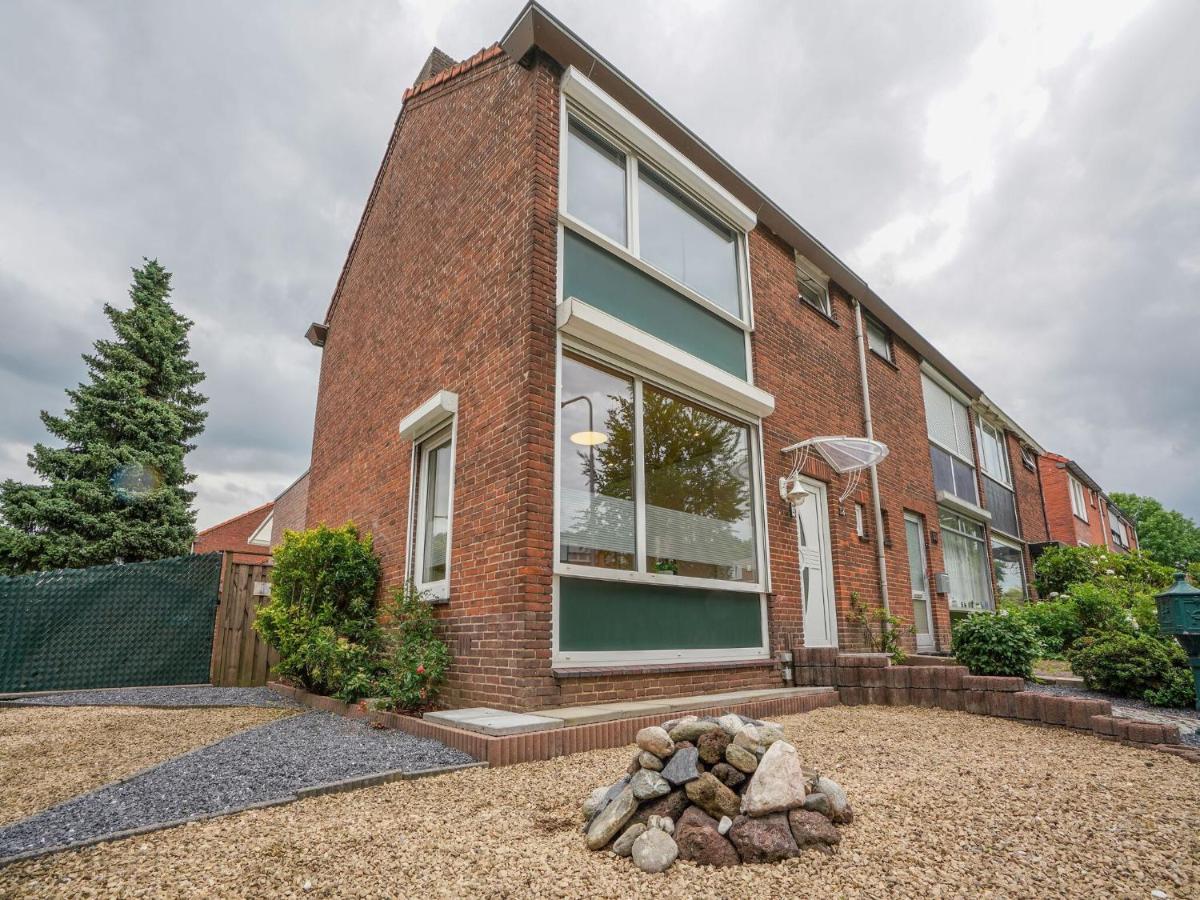 Terraced House In Kerkrade With A Garden Villa Exteriör bild
